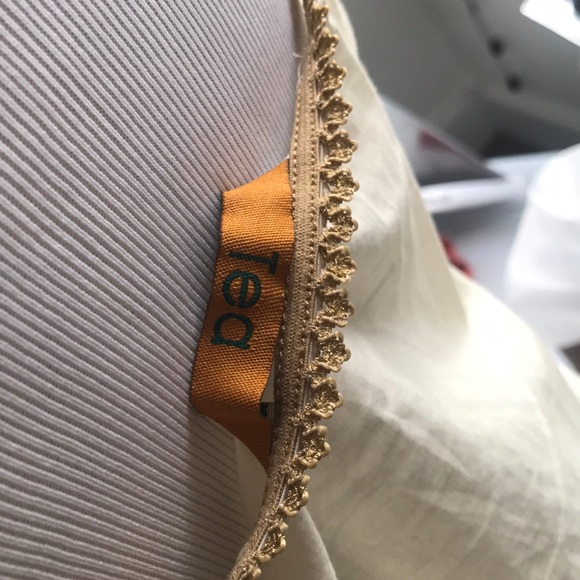 Top - Picture 8 of 8